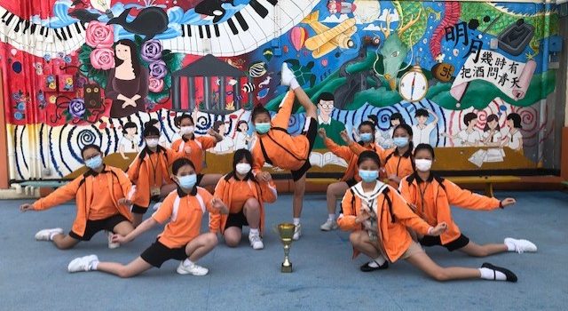 第五十六屆學校舞蹈節  中國舞群舞(高級組) 優等獎